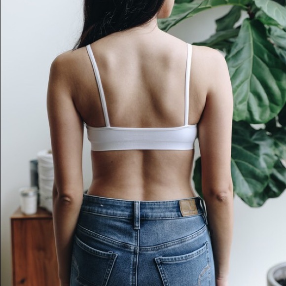 White Crisscross Strappy Bralette - Picture 4 of 4